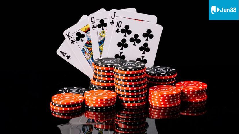 Chơi Poker có bị bắt không tại jun88